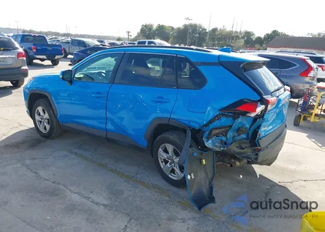 2021 Toyota Rav4 Xle from USA, damaged, VIN 2T3P1RFVXMW161055